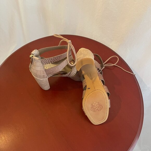 NEW VINCE CAMUTO LACE-UP PEEP-TOE ANKLE HEEL/BOOTIE OMBRE ROSE GOLD/TAN 9.5 - Picture 3 of 10